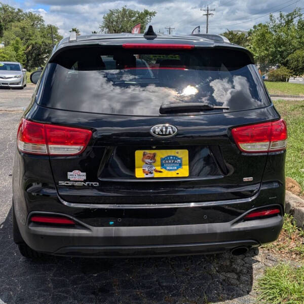 2017 Kia Sorento LX