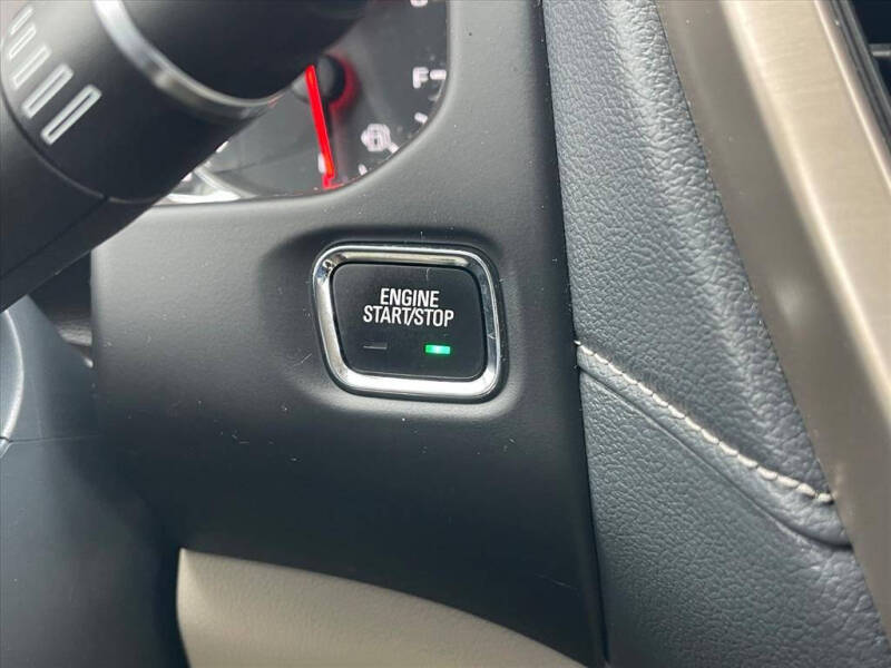 2020 GMC Acadia Denali