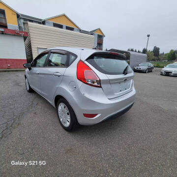 2016 Ford Fiesta S