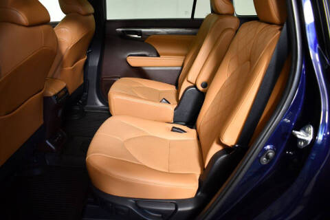 2020 Toyota Highlander Platinum