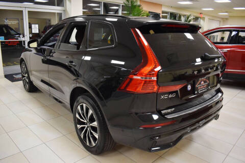 2024 Volvo XC60 B5 Plus Dark Theme