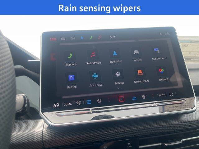 2025 Volkswagen Golf GTI SE