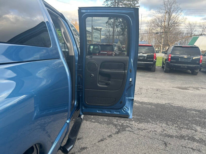 2004 Dodge Ram 1500 SLT