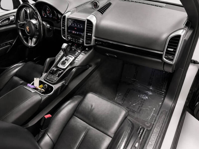 2017 Porsche Cayenne