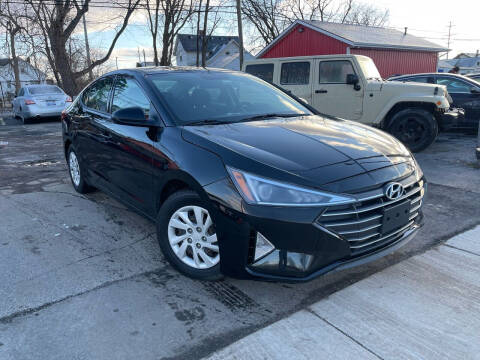 2019 Hyundai Elantra for sale at Drive Wise Auto Finance Inc. in Wayne MI