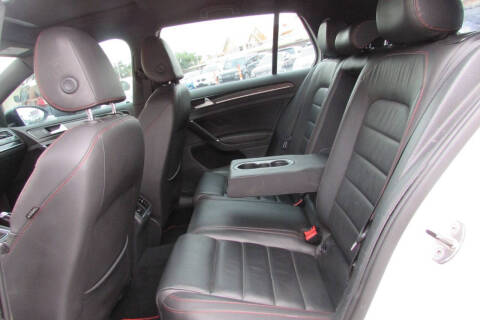 2015 Volkswagen Golf GTI Autobahn