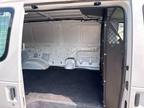 2010 Ford E-Series E-250