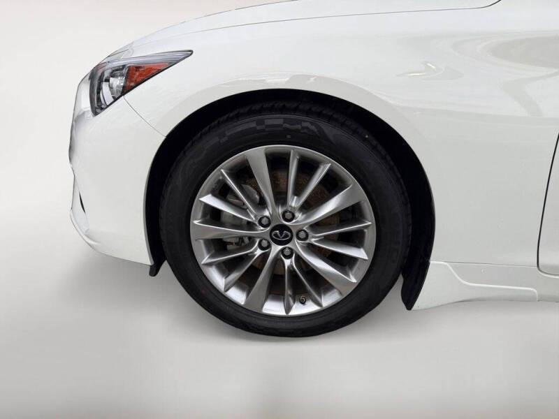 2021 Infiniti Q50 Luxe