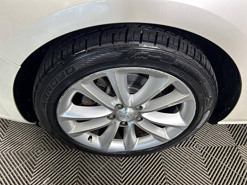 2014 Buick Verano Leather Group