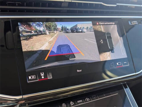 2022 Audi Q7 quattro Premium Plus 55 TFSI