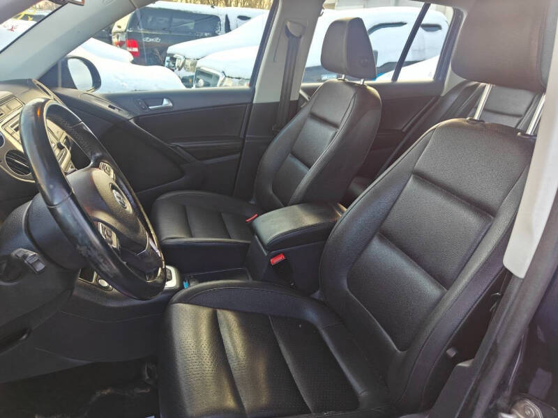 2016 Volkswagen Tiguan 2.0T SEL 4Motion