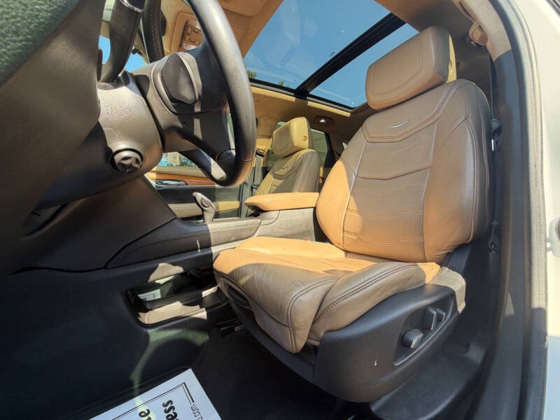 2017 Cadillac XT5 Platinum