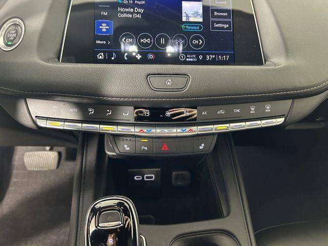 2023 Cadillac XT4 Luxury