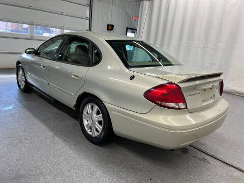 2004 Ford Taurus SEL