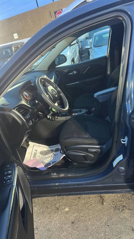 2020 Jeep Cherokee Latitude