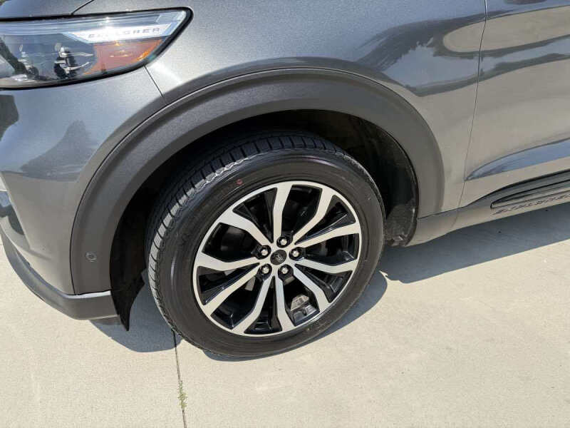 2020 Ford Explorer ST