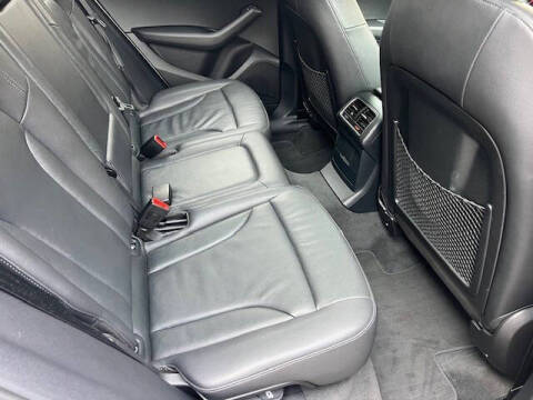 2012 Audi Q5 3.2 quattro Premium Plus