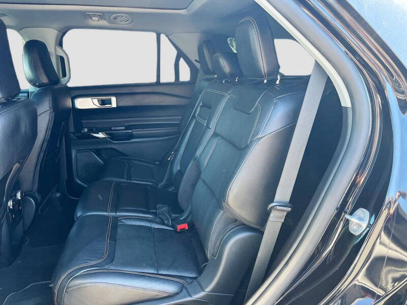 2021 Ford Explorer ST