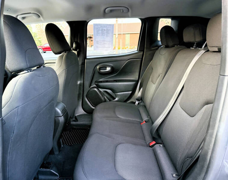 2023 Jeep Renegade Latitude