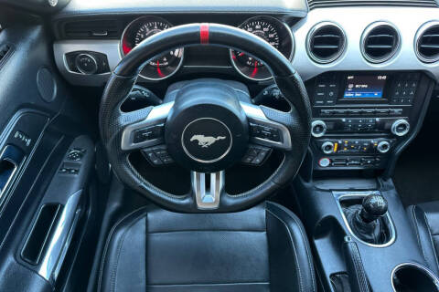 2016 Ford Mustang V6