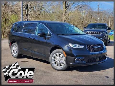 2024 Chrysler Pacifica for sale at COLE Automotive in Kalamazoo MI