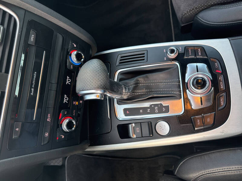 2013 Audi A4 2.0T quattro Prestige