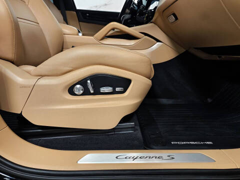 2020 Porsche Cayenne S