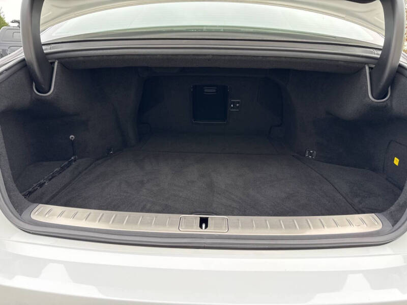 2025 Genesis G90 3.5T e-Supercharger