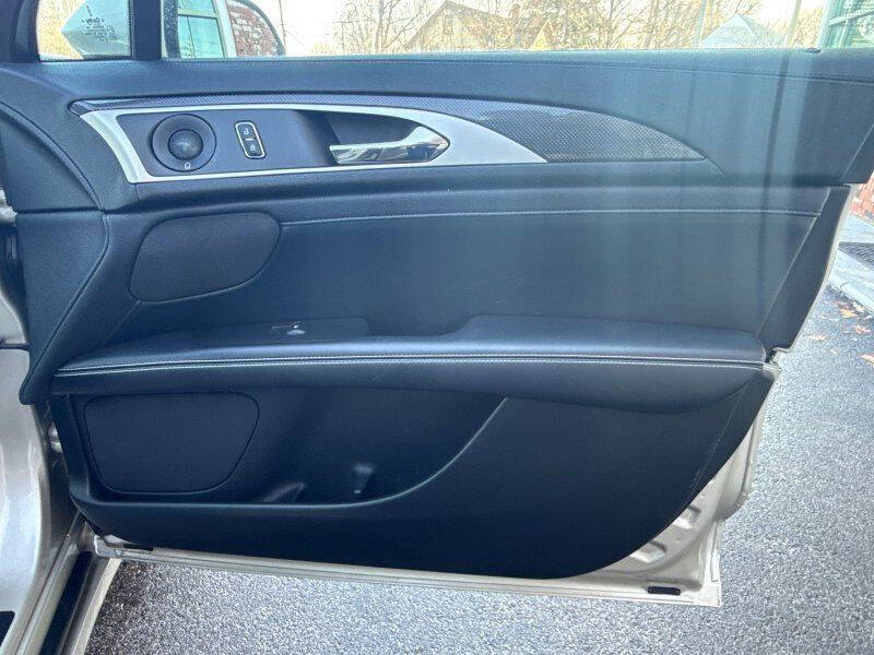 2017 Lincoln MKZ Reserve