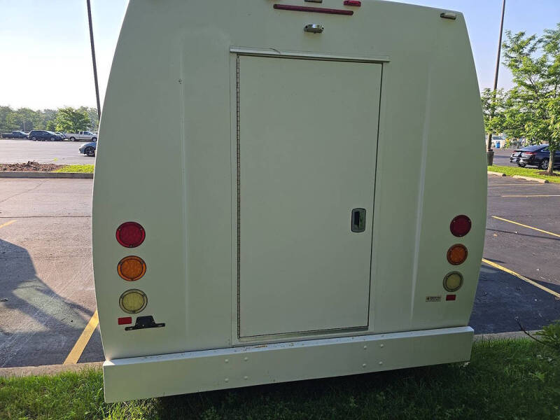 2012 Ford E-Series E-350 SD