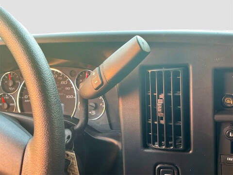 2025 Chevrolet Express 2500