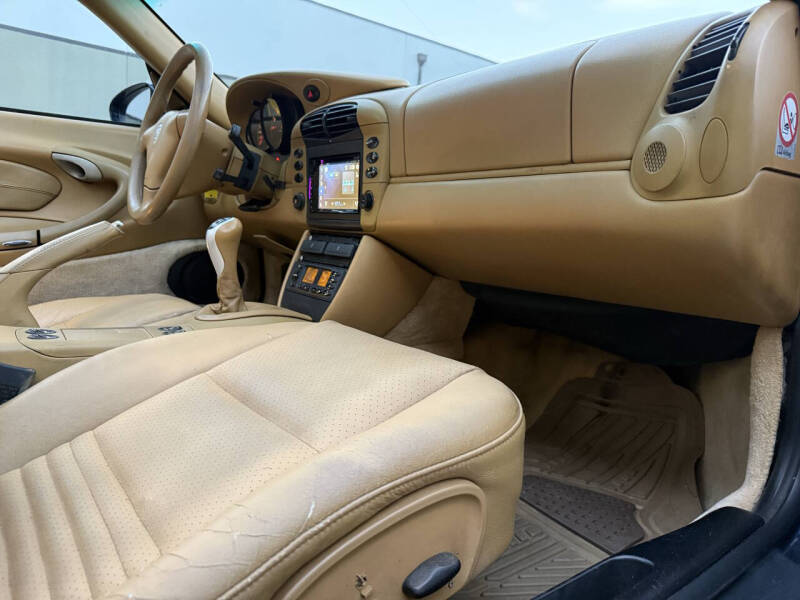 2000 Porsche 911 Carrera