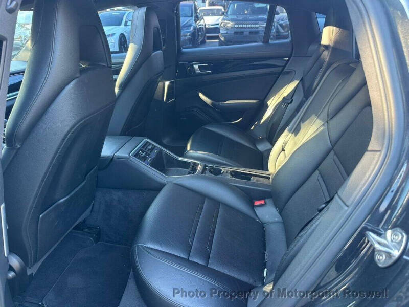 2020 Porsche Panamera