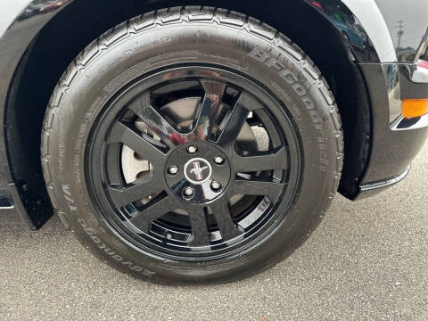 2006 Ford Mustang GT Deluxe