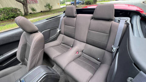 2012 Ford Mustang V6