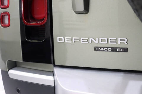 2020 Land Rover Defender 110 SE