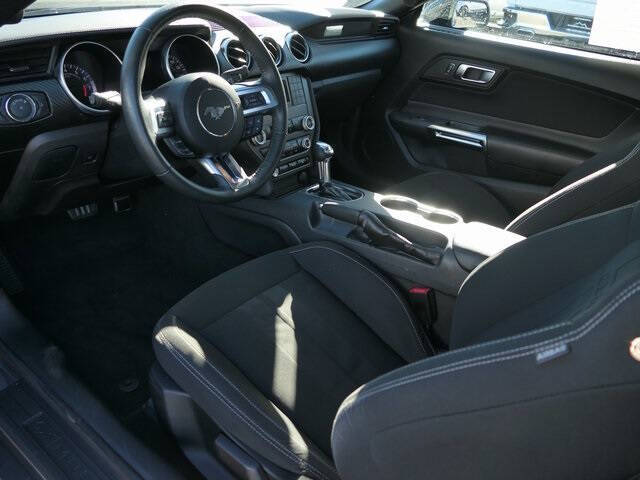 2022 Ford Mustang EcoBoost