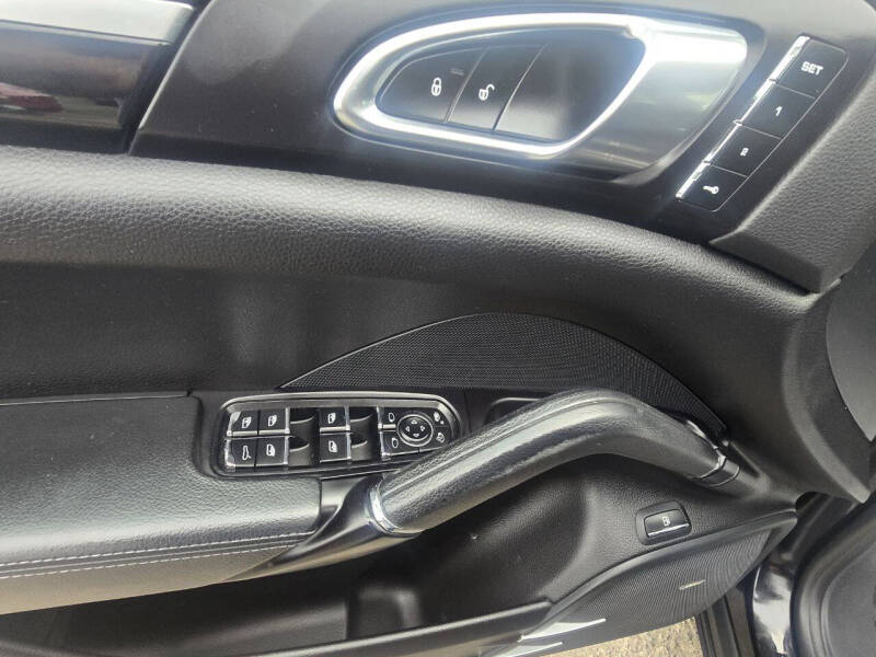 2016 Porsche Cayenne S E-Hybrid