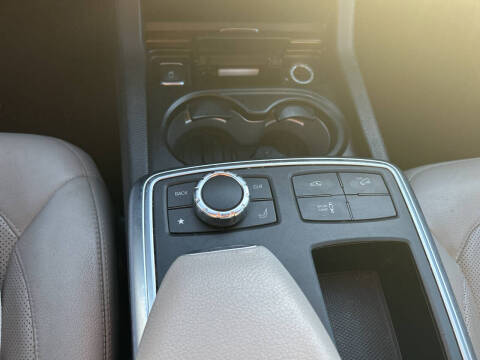 2016 Mercedes-Benz GL-Class GL 550 4MATIC