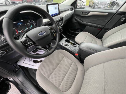 2022 Ford Escape SE