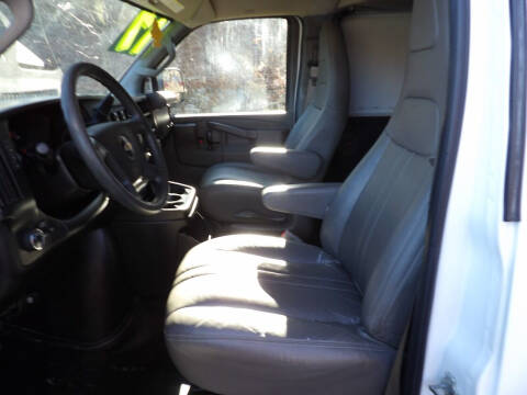 2017 Chevrolet Express 2500