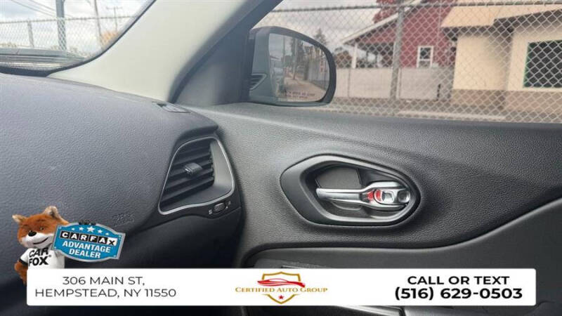 2022 Jeep Cherokee Trailhawk