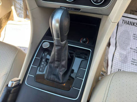 2015 Volkswagen Passat 1.8T Limited Edition