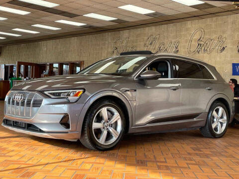 2019 Audi e-tron quattro Prestige