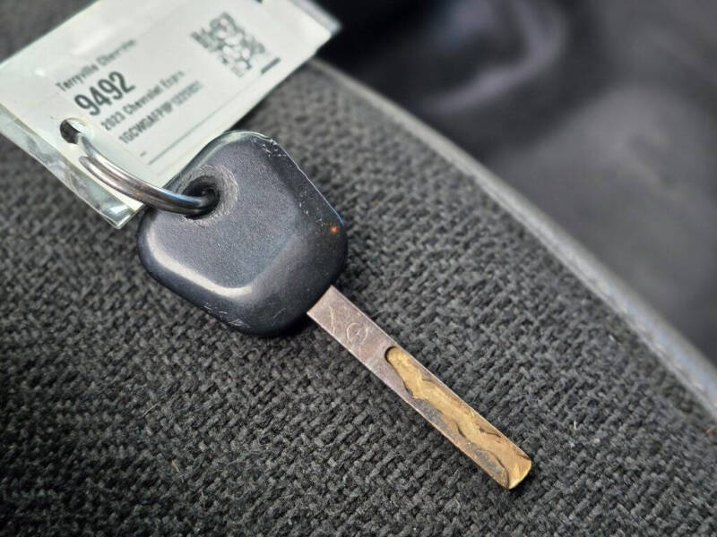 2023 Chevrolet Express 2500