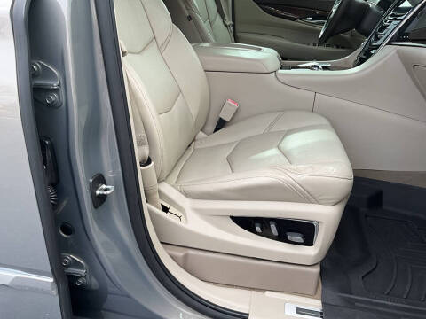 2017 Cadillac Escalade ESV Premium Luxury