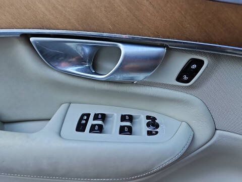 2017 Volvo XC90 T6 Inscription