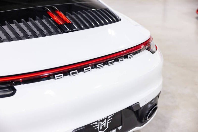2022 Porsche 911 Carrera