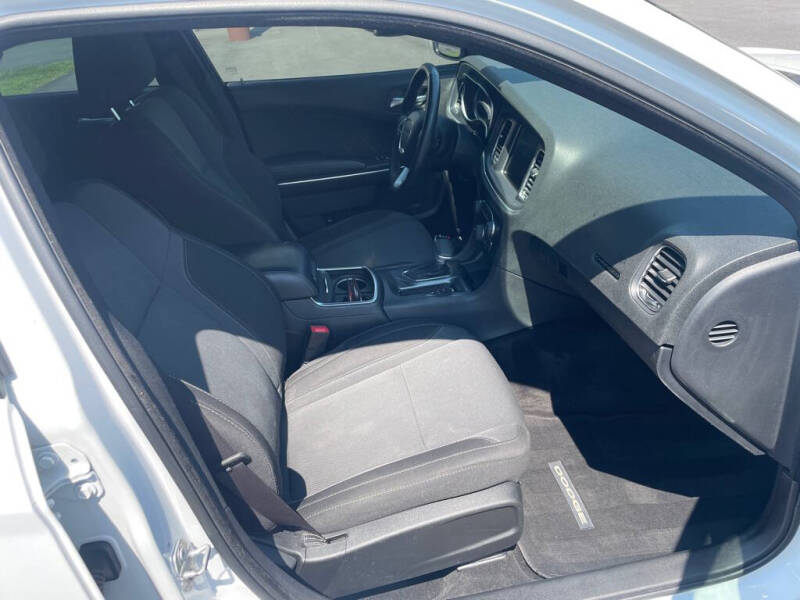 2016 Dodge Charger SXT