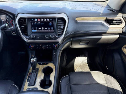 2018 GMC Acadia Denali